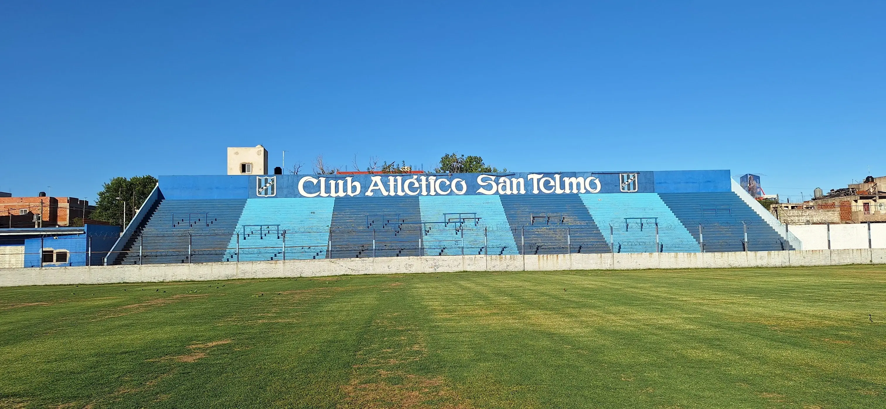 San Telmo & Isla Maciel Tour